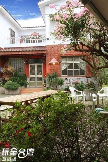 Dongguang Zhixing Homestay Yuchi Exterior photo