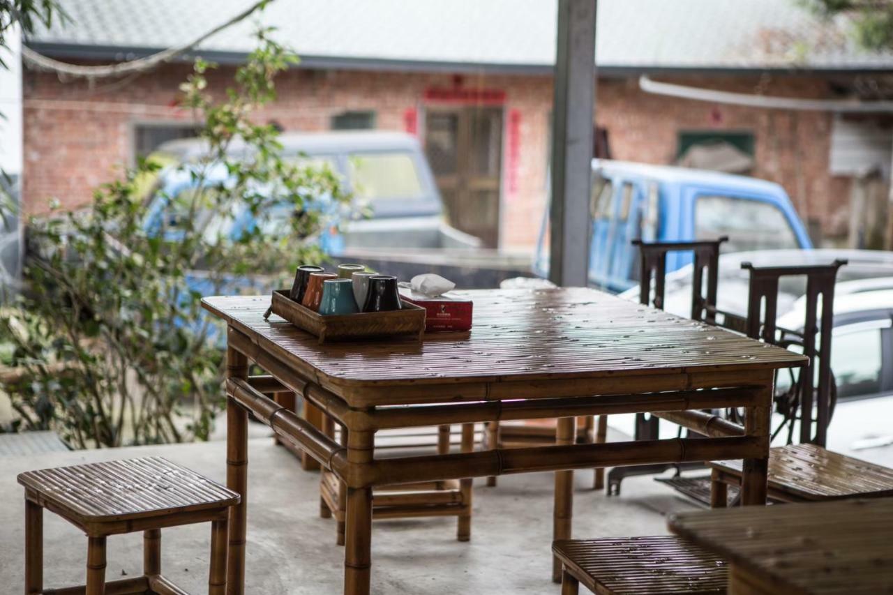 Dongguang Zhixing Homestay Yuchi Exterior photo